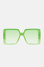 Load image into Gallery viewer, Jersey Shore Weekend Sunglasses - Green
