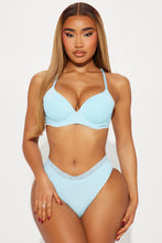 Load image into Gallery viewer, Weekend Time T Shirt Bra - Light Blue
